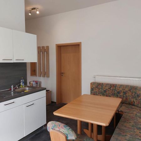 Hotel Gaestezimmer Gasthof Becker Wulfrath Esterno foto