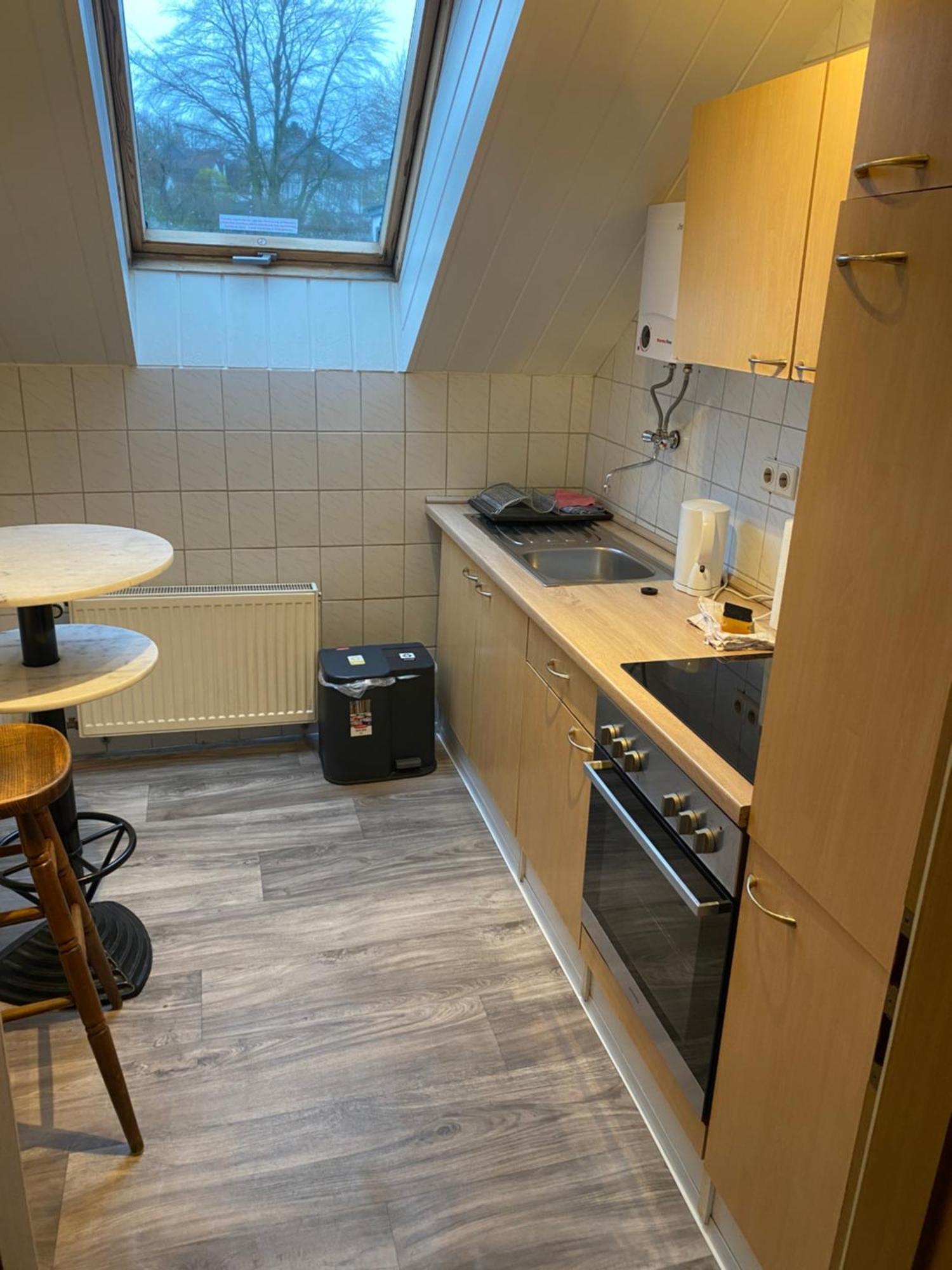 Hotel Gaestezimmer Gasthof Becker Wulfrath Esterno foto