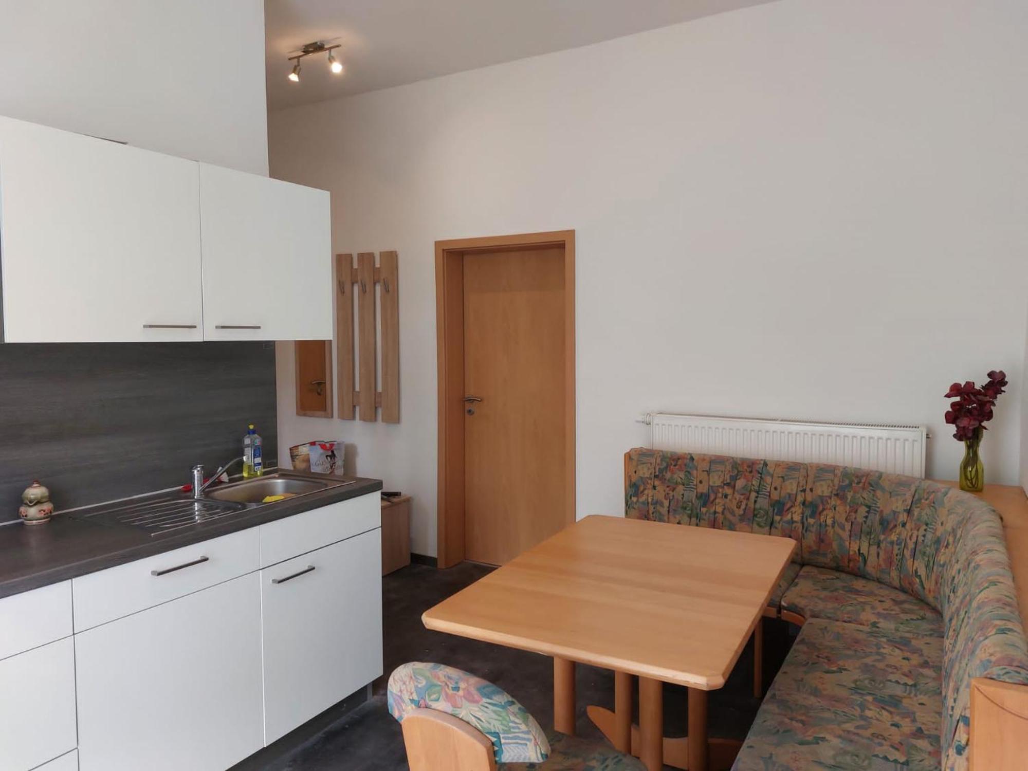 Hotel Gaestezimmer Gasthof Becker Wulfrath Esterno foto