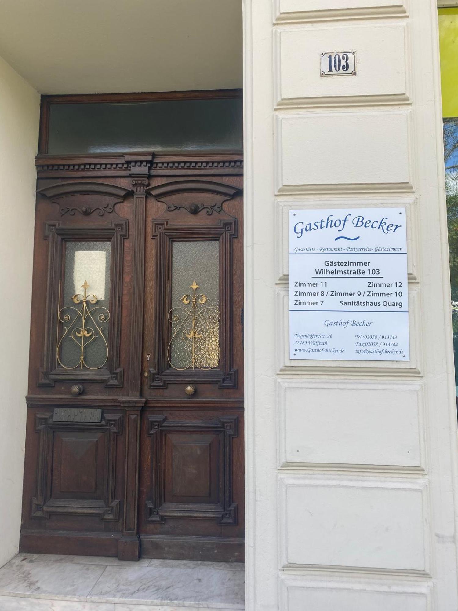 Hotel Gaestezimmer Gasthof Becker Wulfrath Esterno foto